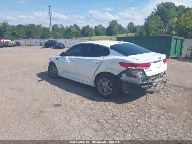 KIA Optima Lx 2019 5XXGT4L33KG317257 Image 3