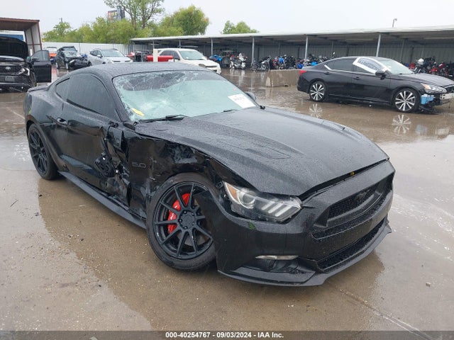 2016 1FA6P8CF2G5200336 main image