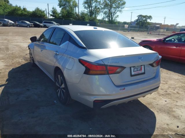 1N4BL4DWXMN314758 Nissan Altima Sv Intelligent Awd