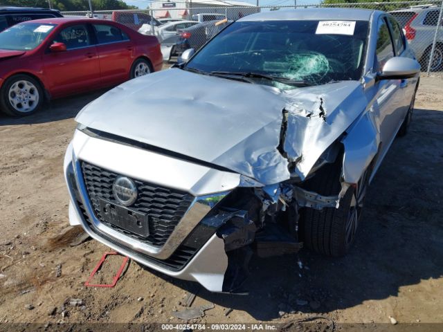1N4BL4DWXMN314758 Nissan Altima Sv Intelligent Awd
