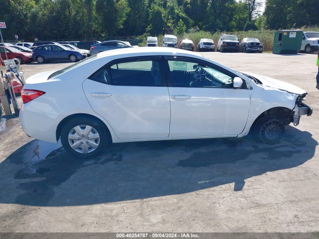 Toyota COROLLA L 2018 5YFBURHEXJP826461 Image 14