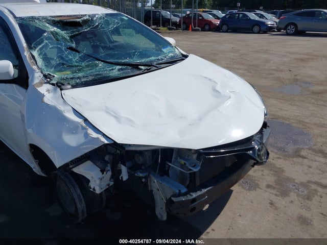 Toyota COROLLA L 2018 5YFBURHEXJP826461 Image 6
