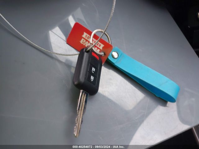 JA4AD2A38JZ068678 Mitsubishi Outlander Es