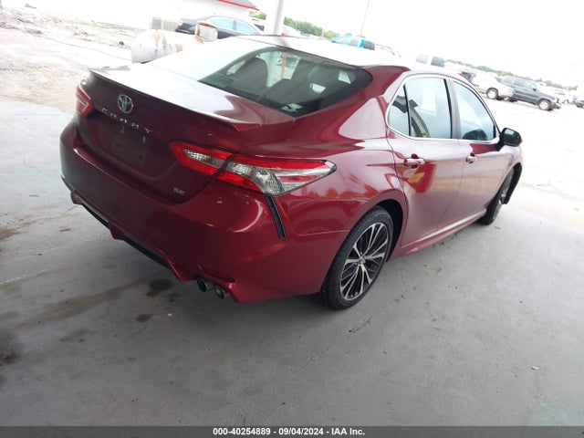 Toyota CAMRY SE 2018 4T1B11HK3JU563065 Image 4