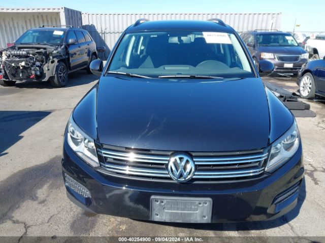 WVGAV7AX2HK042711 Volkswagen Tiguan 2.0t/2.0t S