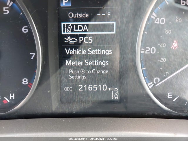 Toyota RAV4 LE 2018 2T3ZFREV0JW442451 Image 15
