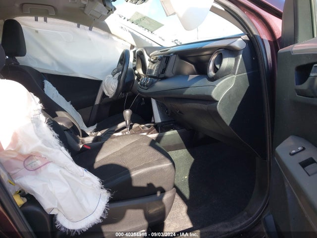 Toyota RAV4 LE 2018 2T3ZFREV0JW442451 Image 5