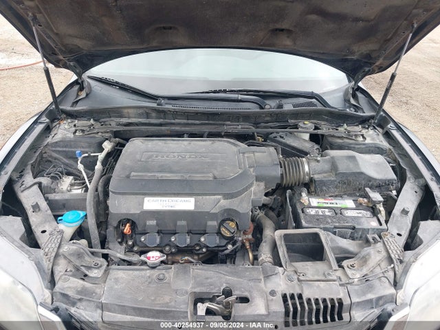 40254937 :رقم المزاد ، 1HGCT2B84EA005790 vin ، 2014 Honda Accord Ex-l V-6 مزاد بيع