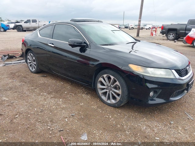 40254937 :رقم المزاد ، 1HGCT2B84EA005790 vin ، 2014 Honda Accord Ex-l V-6 مزاد بيع
