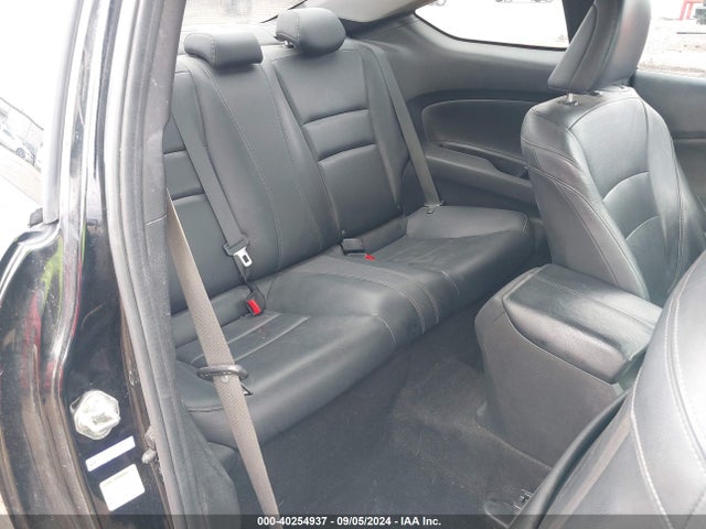 40254937 :رقم المزاد ، 1HGCT2B84EA005790 vin ، 2014 Honda Accord Ex-l V-6 مزاد بيع