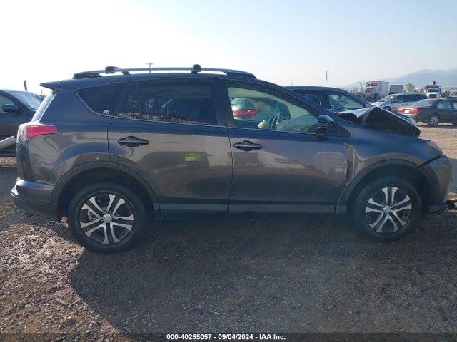 Toyota RAV4 LE 2017 JTMBFREV8HJ105214 Image 14