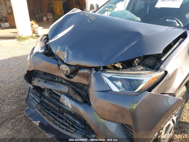 Toyota RAV4 LE 2017 JTMBFREV8HJ105214 Image 6