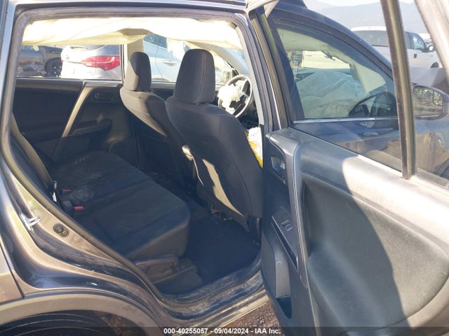 Toyota RAV4 LE 2017 JTMBFREV8HJ105214 Image 8