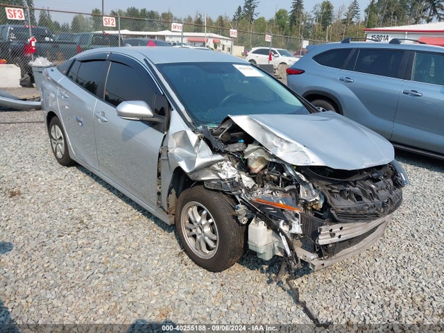 Toyota Prius Two 2016 JTDKBRFUXG3009492 главное изображение