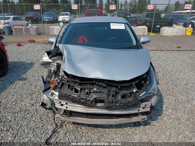 Toyota Prius Two 2016 JTDKBRFUXG3009492 Image 13