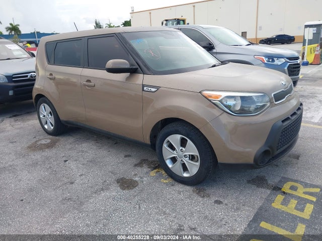 KIA Soul 2015 KNDJN2A2XF7219677 Image 1