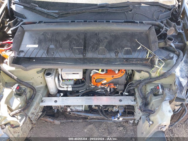 2024 TESLA MODEL Y 7SAYGDEE8RA246903 Photo 9