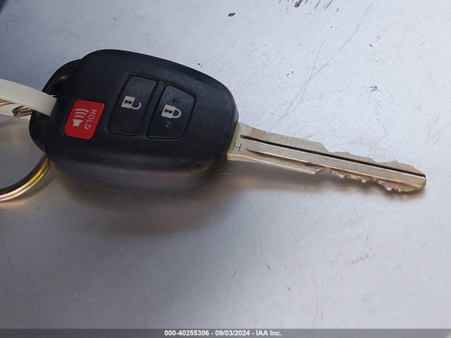 Toyota Rav4 Xle 2015 2T3WFREV7FW226381 Image 11