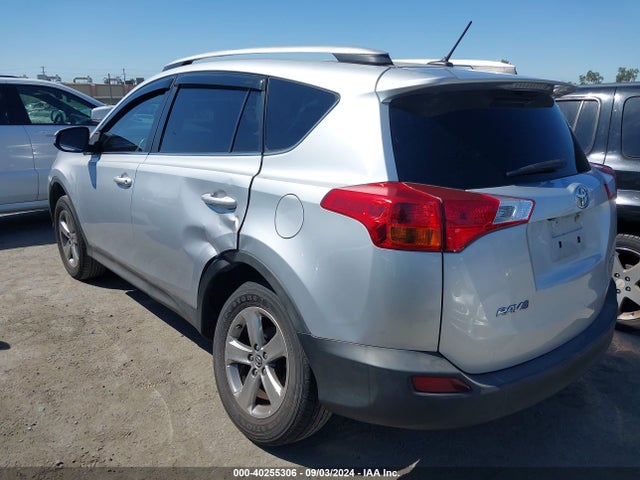 Toyota Rav4 Xle 2015 2T3WFREV7FW226381 Image 3