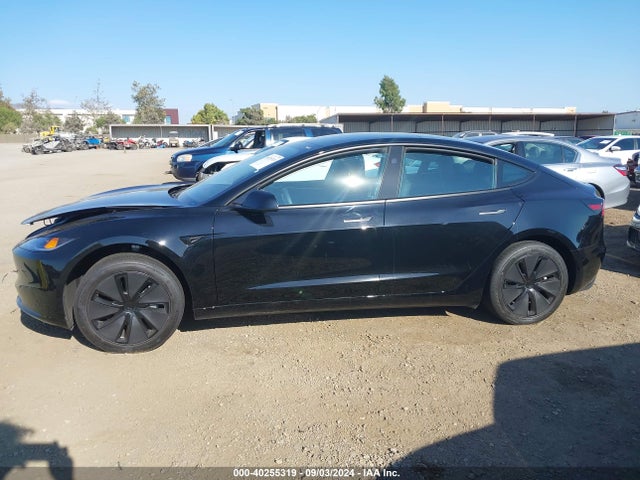 Tesla Model 3 Rear-wheel Drive 2024 5YJ3E1EA6RF739913 Image 14