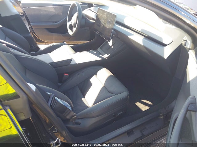 2024 TESLA MODEL 3 5YJ3E1EA6RF739913 Photo 4