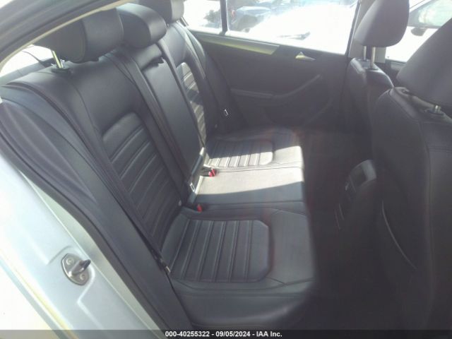 3VWL17AJ3EM374470 Volkswagen Jetta 1.8t Sel