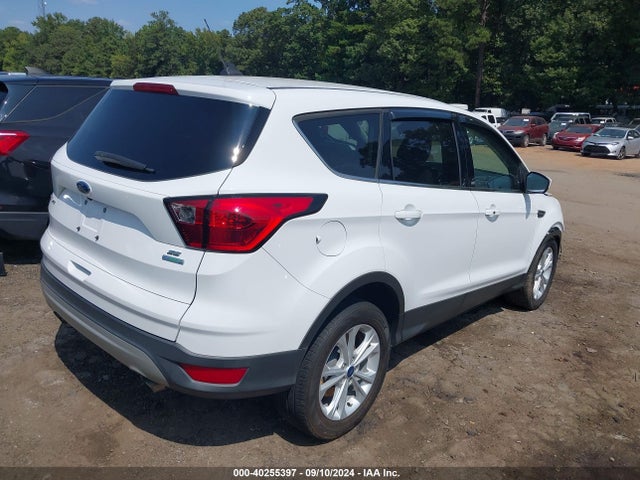 Ford ESCAPE SE 2019 1FMCU0GD8KUA11006 Image 4