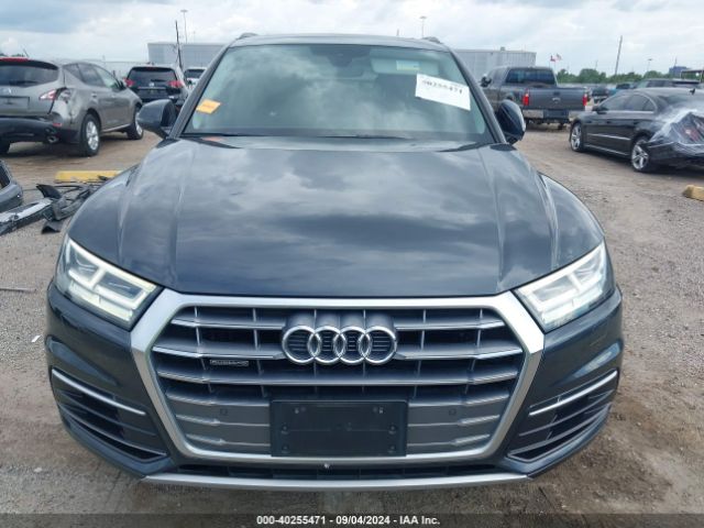 WA1BNAFY5K2068633 Audi Q5 45 Premium