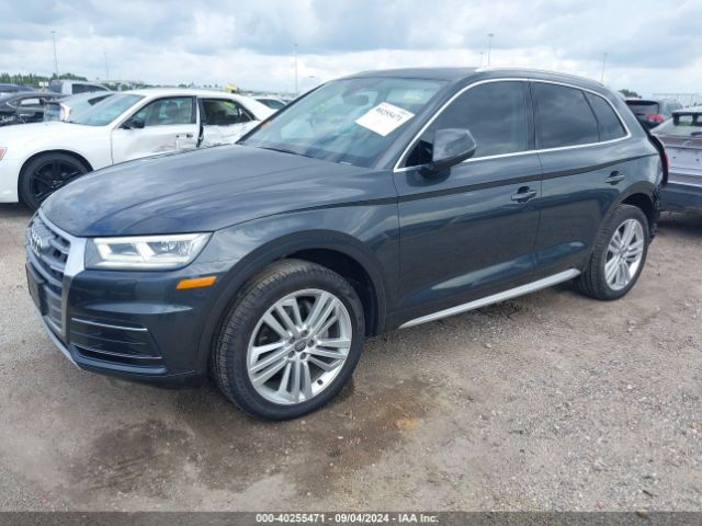 WA1BNAFY5K2068633 Audi Q5 45 Premium