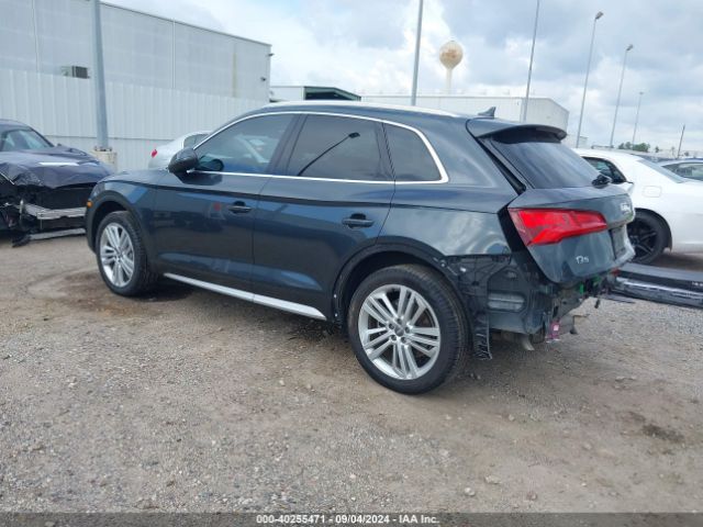 WA1BNAFY5K2068633 Audi Q5 45 Premium