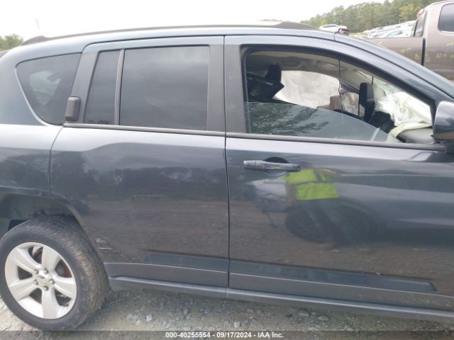 1C4NJDEB5ED741300 Jeep Compass Latitude