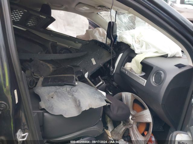 1C4NJDEB5ED741300 Jeep Compass Latitude