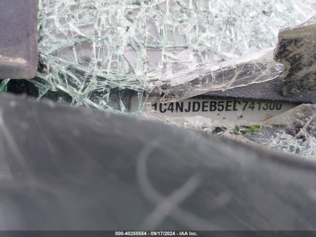 1C4NJDEB5ED741300 Jeep Compass Latitude