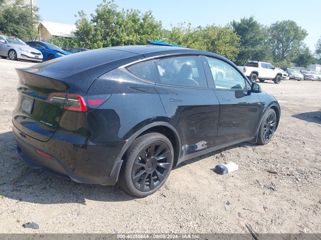 2021 TESLA MODEL Y 5YJYGDEE0MF120284 Photo 3