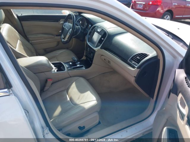 2C3CCAAG6EH301532 Chrysler 300