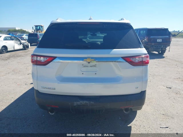 Chevrolet Traverse 1lt 2018 1GNERGKW3JJ104328 Image 16