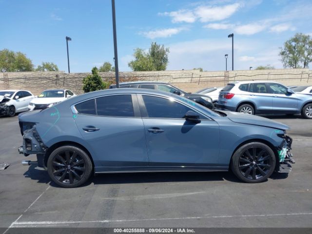 3MZBPACL4NM318429 Mazda Mazda3 Carbon Edition
