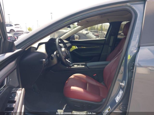 3MZBPACL4NM318429 Mazda Mazda3 Carbon Edition