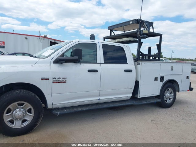 RAM 2500 Tradesman  4x2 8' Box 2018 3C7WR4HJ1JG211146 Image 14
