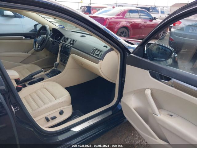 1VWCT7A34HC066435 Volkswagen Passat 1.8t Sel Premium