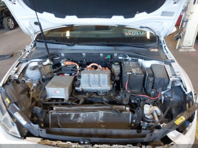 WVWKP7AU5GW907848 Volkswagen E-golf Se