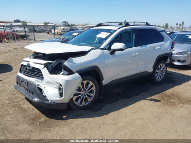 2T3C1RFV6NW197518 Toyota Rav4 Xle Premium