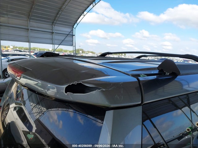 Chevrolet Tahoe Lt 2019 1GNSCBKC3KR169759 Image 21