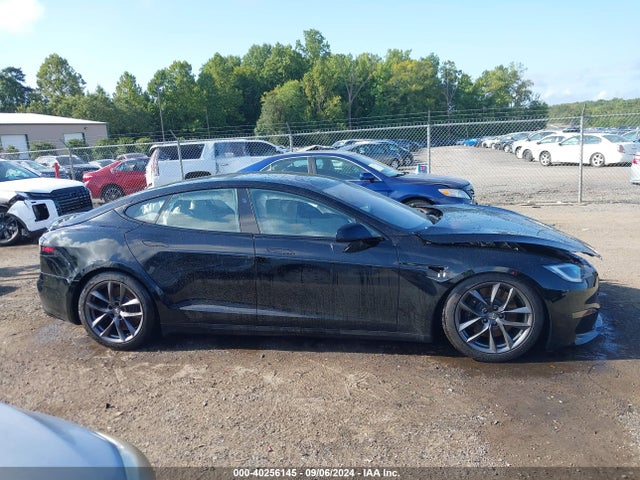 5YJSA1E64NF486989 Tesla Model S Plaid Tri Motor All-wheel Drive