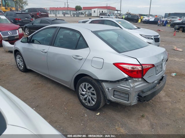 Toyota COROLLA LE 2019 5YFBURHE7KP944162 Image 3