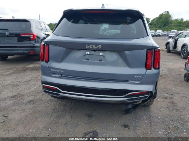 5XYRKDLF5PG172098 KIA SORENTO SX