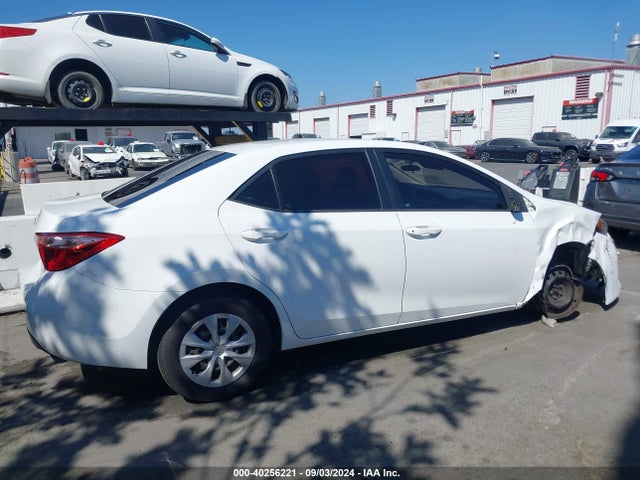Toyota COROLLA L 2017 5YFBURHE5HP699211 Image 12