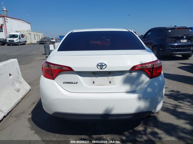 Toyota COROLLA L 2017 5YFBURHE5HP699211 Image 15