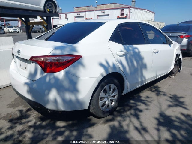 Toyota COROLLA L 2017 5YFBURHE5HP699211 Image 4
