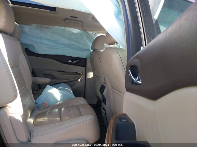 GMC Acadia Denali 2017 1GKKNXLS3HZ155220 Image 8